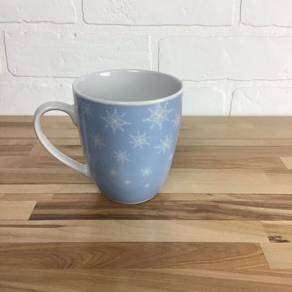 Gibson USA soft Blue Snowflake Ceramic Mug Winter Coffee Cup Collectible cozy - Picture 3 of 10